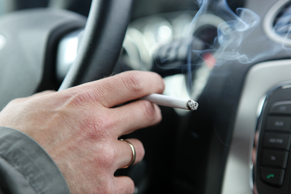 divieto di fumo in auto